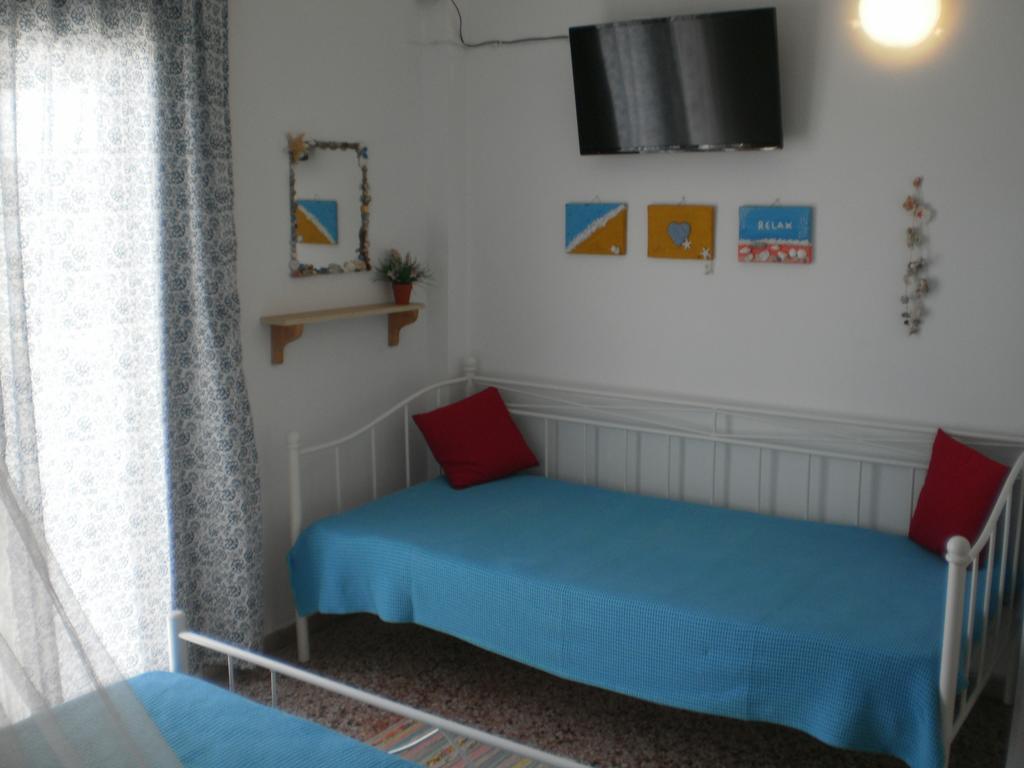 Agia Marina  Sunrise Flora 아파트 외부 사진