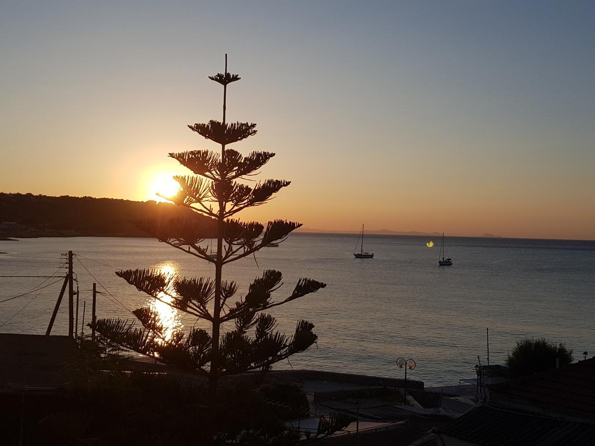 Agia Marina  Sunrise Flora 아파트 외부 사진